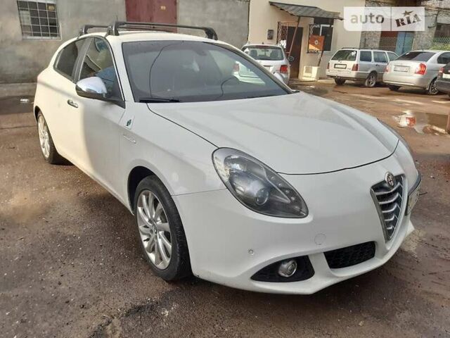 Альфа Ромео Giulietta, об'ємом двигуна 1.4 л та пробігом 175 тис. км за 12700 $, фото 1 на Automoto.ua