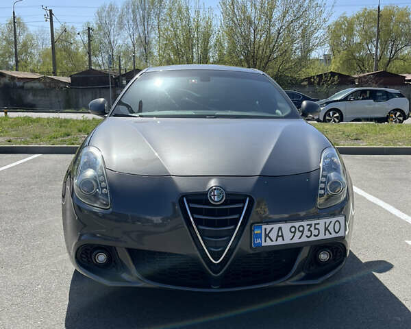 Альфа Ромео Giulietta, об'ємом двигуна 1.37 л та пробігом 234 тис. км за 11500 $, фото 5 на Automoto.ua
