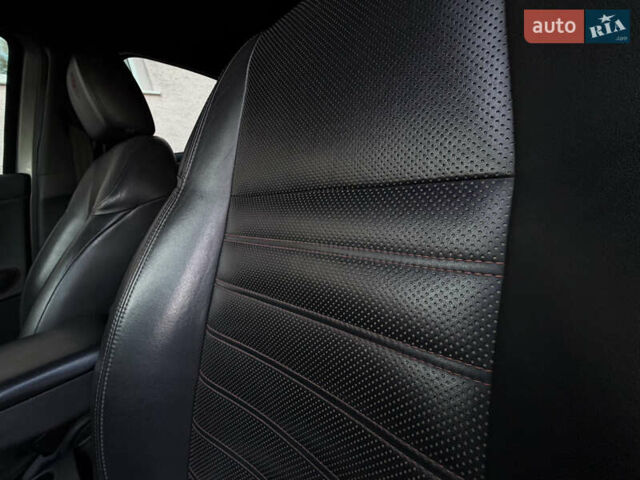 Сірий Альфа Ромео Giulietta, об'ємом двигуна 1.96 л та пробігом 159 тис. км за 7950 $, фото 39 на Automoto.ua