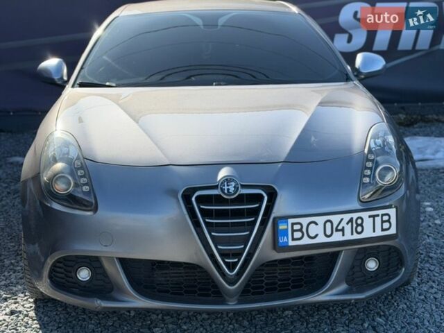 Серый Альфа Ромео Джульетта, объемом двигателя 1.37 л и пробегом 320 тыс. км за 7500 $, фото 1 на Automoto.ua