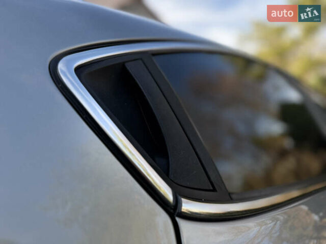 Сірий Альфа Ромео Giulietta, об'ємом двигуна 1.96 л та пробігом 159 тис. км за 7950 $, фото 31 на Automoto.ua