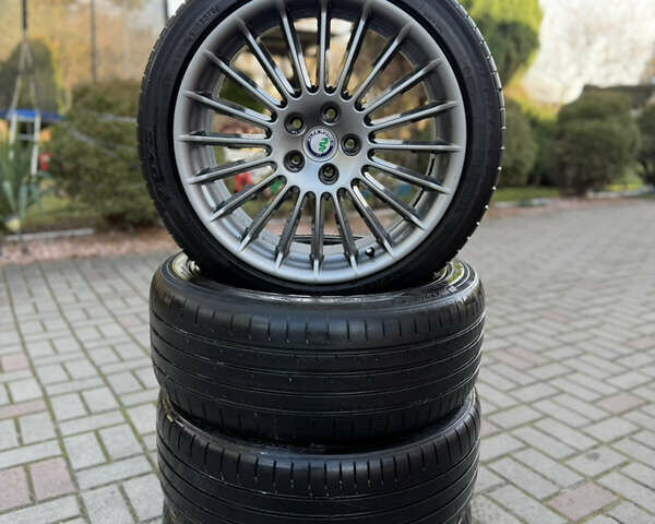 Сірий Альфа Ромео Giulietta, об'ємом двигуна 1.96 л та пробігом 159 тис. км за 7950 $, фото 29 на Automoto.ua