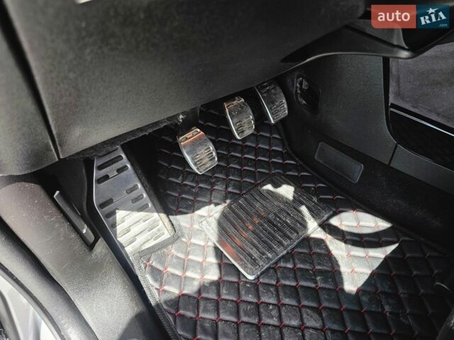 Сірий Альфа Ромео Giulietta, об'ємом двигуна 1.37 л та пробігом 324 тис. км за 5999 $, фото 32 на Automoto.ua