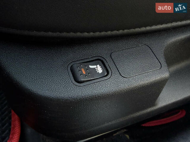 Сірий Альфа Ромео Giulietta, об'ємом двигуна 1.96 л та пробігом 159 тис. км за 7950 $, фото 38 на Automoto.ua