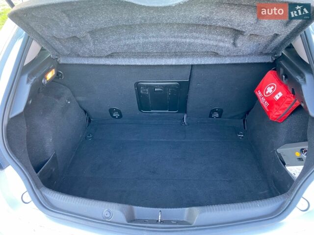Сірий Альфа Ромео Giulietta, об'ємом двигуна 1.37 л та пробігом 151 тис. км за 6200 $, фото 16 на Automoto.ua