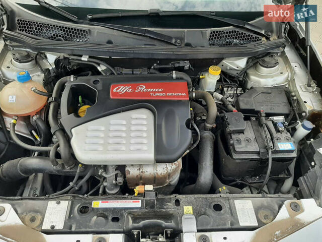 Серый Альфа Ромео Джульетта, объемом двигателя 1.4 л и пробегом 145 тыс. км за 6600 $, фото 16 на Automoto.ua