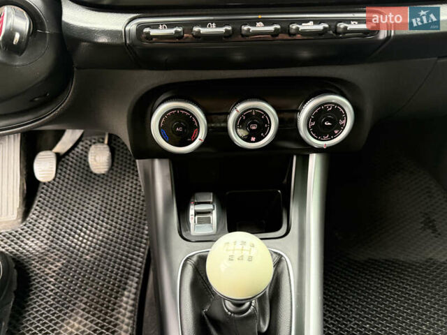 Сірий Альфа Ромео Giulietta, об'ємом двигуна 1.6 л та пробігом 232 тис. км за 7100 $, фото 9 на Automoto.ua