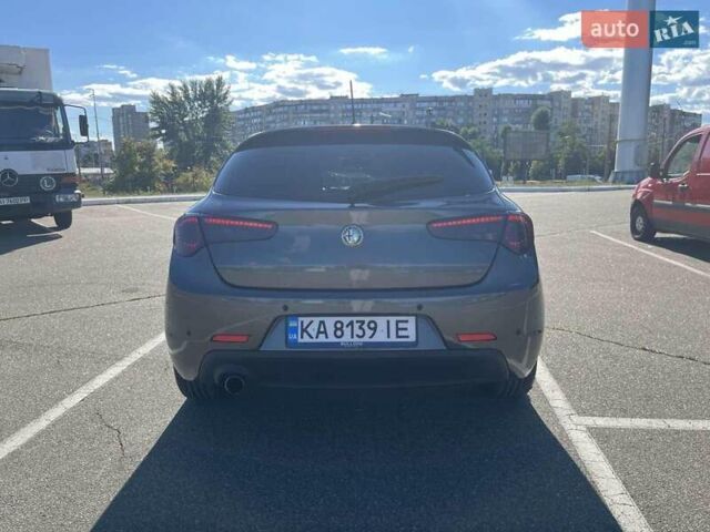 Альфа Ромео Джульетта 2012 в Киеве на Automoto.ua Серый Альфа Ромео Джульетта, объемом двигателя 1.6 л и пробегом 225 тыс. км за 7500 $, фото 1 на Automoto.ua