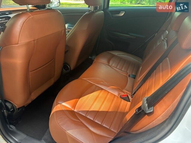 Сірий Альфа Ромео Giulietta, об'ємом двигуна 1.37 л та пробігом 127 тис. км за 8300 $, фото 30 на Automoto.ua