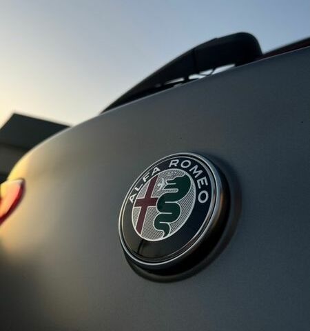 Серый Альфа Ромео Джульетта, объемом двигателя 1.37 л и пробегом 39 тыс. км за 20000 $, фото 7 на Automoto.ua