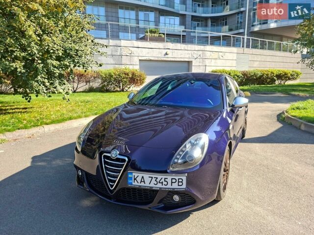 Синій Альфа Ромео Giulietta, об'ємом двигуна 1.75 л та пробігом 157 тис. км за 19000 $, фото 6 на Automoto.ua