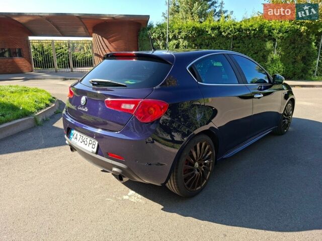 Синій Альфа Ромео Giulietta, об'ємом двигуна 1.75 л та пробігом 157 тис. км за 19000 $, фото 10 на Automoto.ua