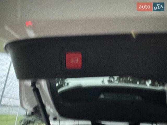 Белый Альфа Ромео Джуниор, объемом двигателя 1.2 л и пробегом 1 тыс. км за 31500 $, фото 36 на Automoto.ua