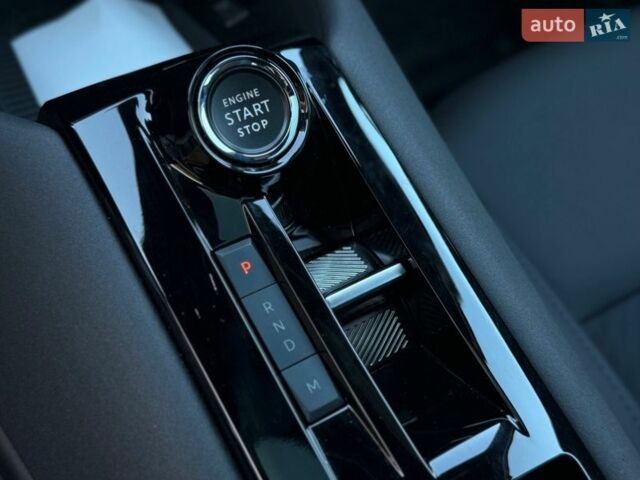 Білий Альфа Ромео Джуніор, об'ємом двигуна 1.2 л та пробігом 1 тис. км за 28000 $, фото 36 на Automoto.ua