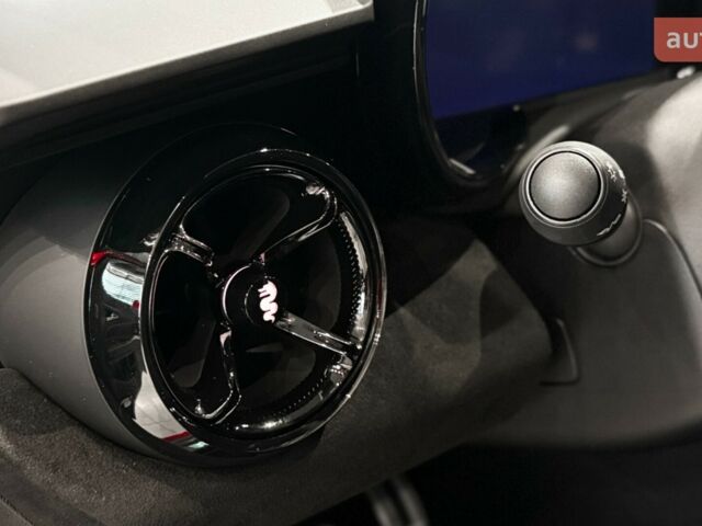 Альфа Ромео Джуніор, об'ємом двигуна 1.2 л та пробігом 0 тис. км за 33644 $, фото 12 на Automoto.ua