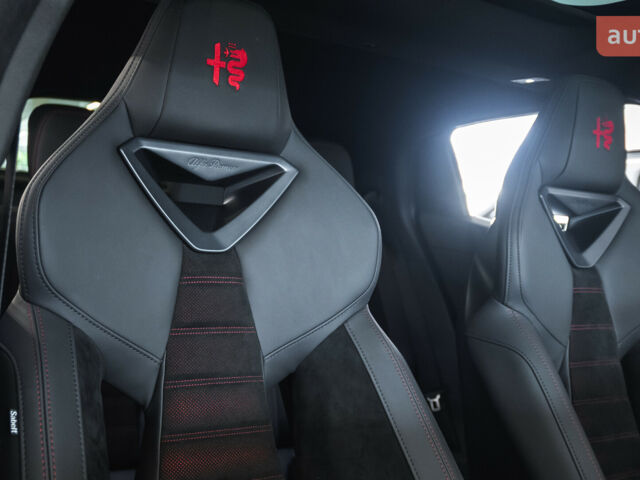 купити нове авто Альфа Ромео Джуніор 2025 року від офіційного дилера Дилерський Центр FIAT «АВТОРИНА» Альфа Ромео фото