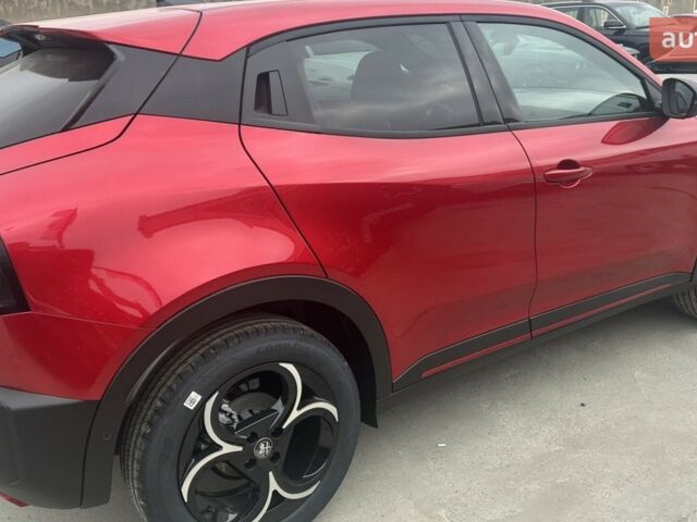 Альфа Ромео Джуниор, объемом двигателя 1.2 л и пробегом 0 тыс. км за 29473 $, фото 2 на Automoto.ua