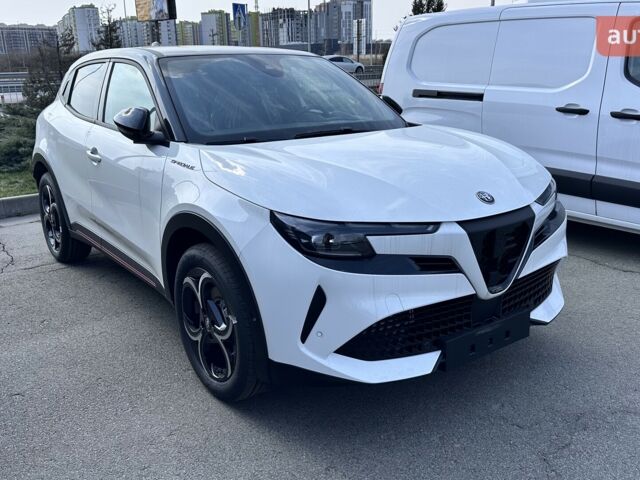 Альфа Ромео Джуніор, об'ємом двигуна 1.2 л та пробігом 0 тис. км за 29473 $, фото 2 на Automoto.ua