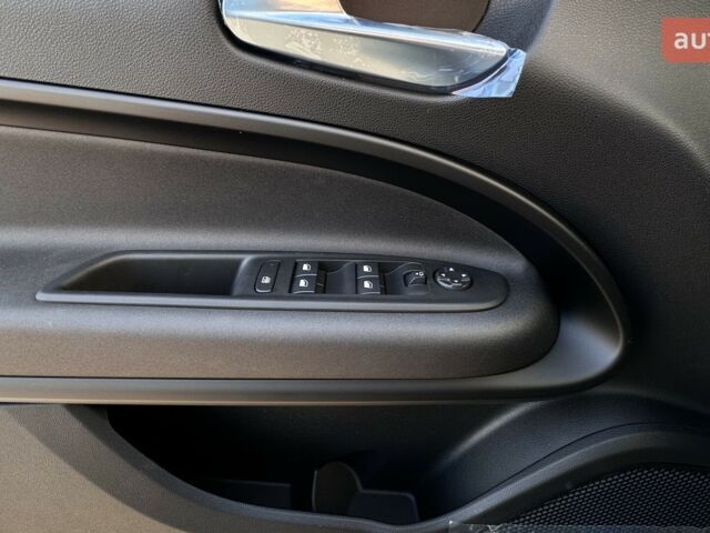 Альфа Ромео Джуніор, об'ємом двигуна 1.2 л та пробігом 0 тис. км за 28834 $, фото 19 на Automoto.ua