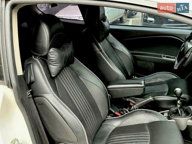 Белый Альфа Ромео Мито, объемом двигателя 1.3 л и пробегом 301 тыс. км за 6200 $, фото 12 на Automoto.ua