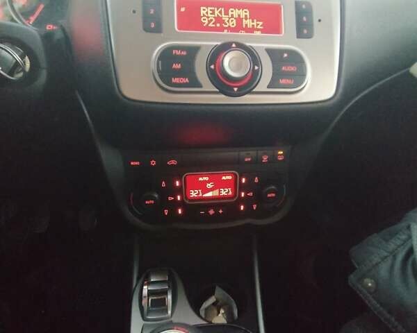 Альфа Ромео Мито 2011 в Кременчуге на Automoto.ua Белый Альфа Ромео Мито, объемом двигателя 1.3 л и пробегом 195 тыс. км за 6000 $, фото 29 на Automoto.ua