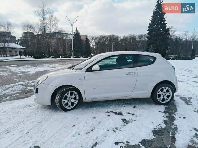 Альфа Ромео Мито 2011 в Кременчуге на Automoto.ua Белый Альфа Ромео Мито, объемом двигателя 1.3 л и пробегом 195 тыс. км за 6000 $, фото 4 на Automoto.ua