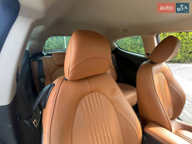 Білий Альфа Ромео Mito, об'ємом двигуна 1.3 л та пробігом 350 тис. км за 8550 $, фото 9 на Automoto.ua
