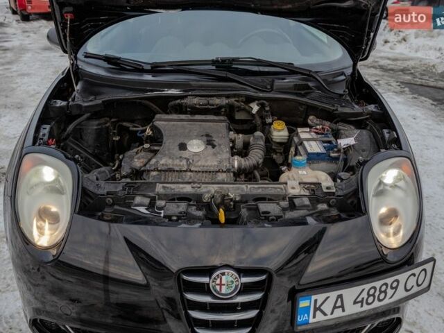 Чорний Альфа Ромео Mito, об'ємом двигуна 1.4 л та пробігом 195 тис. км за 5000 $, фото 29 на Automoto.ua