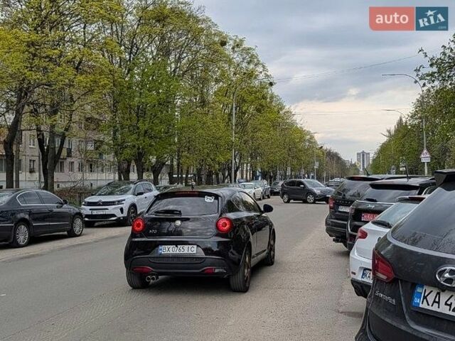 Черный Альфа Ромео Мито, объемом двигателя 1.4 л и пробегом 110 тыс. км за 7200 $, фото 13 на Automoto.ua