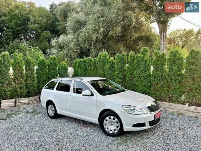 Чорний Альфа Ромео Mito, об'ємом двигуна 1.4 л та пробігом 130 тис. км за 6290 $, фото 5 на Automoto.ua