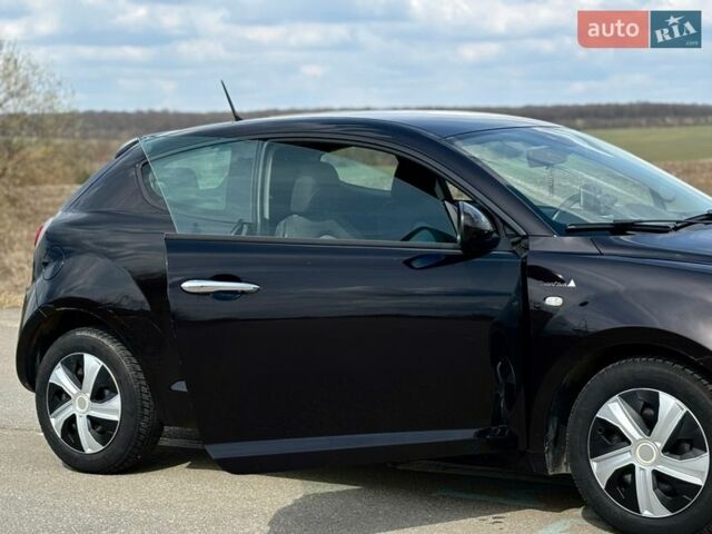 Черный Альфа Ромео Мито, объемом двигателя 1.25 л и пробегом 262 тыс. км за 5250 $, фото 5 на Automoto.ua