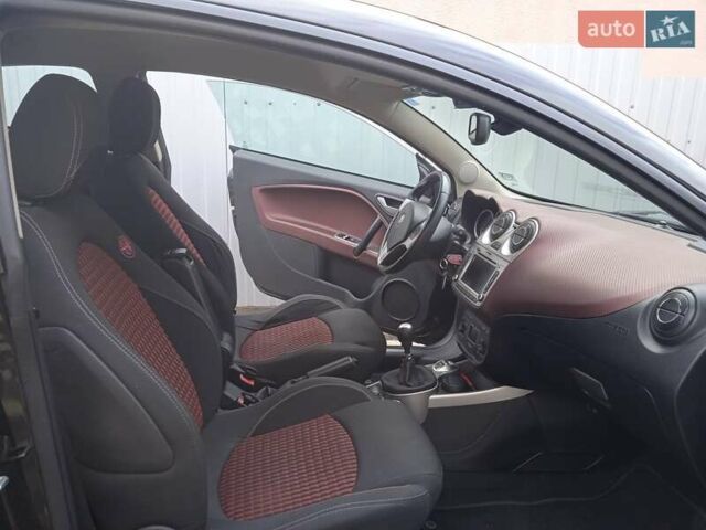 Чорний Альфа Ромео Mito, об'ємом двигуна 1.6 л та пробігом 265 тис. км за 7300 $, фото 14 на Automoto.ua