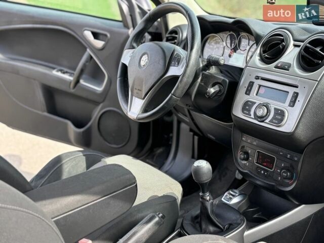 Черный Альфа Ромео Мито, объемом двигателя 1.25 л и пробегом 262 тыс. км за 5250 $, фото 16 на Automoto.ua