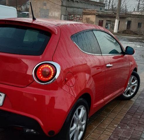 Чорний Альфа Ромео Mito, об'ємом двигуна 1.4 л та пробігом 200 тис. км за 6500 $, фото 3 на Automoto.ua