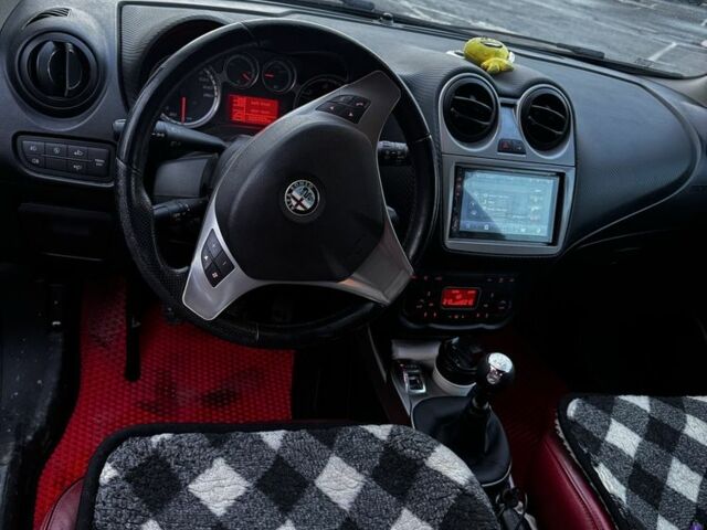 Черный Альфа Ромео Мито, объемом двигателя 1.2 л и пробегом 225 тыс. км за 4850 $, фото 7 на Automoto.ua