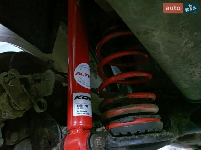 Червоний Альфа Ромео Mito, об'ємом двигуна 1.37 л та пробігом 186 тис. км за 4300 $, фото 4 на Automoto.ua