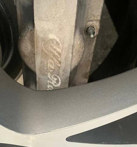 Красный Альфа Ромео Мито, объемом двигателя 1.4 л и пробегом 140 тыс. км за 6000 $, фото 17 на Automoto.ua