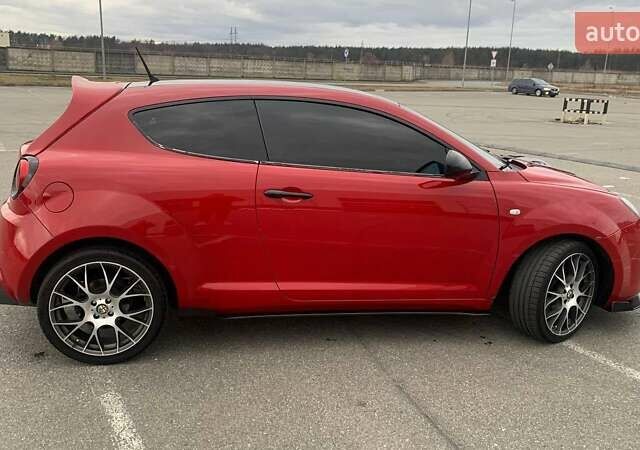 Красный Альфа Ромео Мито, объемом двигателя 1.4 л и пробегом 140 тыс. км за 6000 $, фото 11 на Automoto.ua