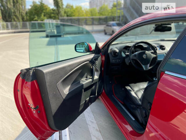 Червоний Альфа Ромео Mito, об'ємом двигуна 1.37 л та пробігом 160 тис. км за 8500 $, фото 9 на Automoto.ua