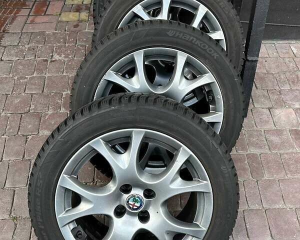 Червоний Альфа Ромео Mito, об'ємом двигуна 1.37 л та пробігом 160 тис. км за 8500 $, фото 18 на Automoto.ua