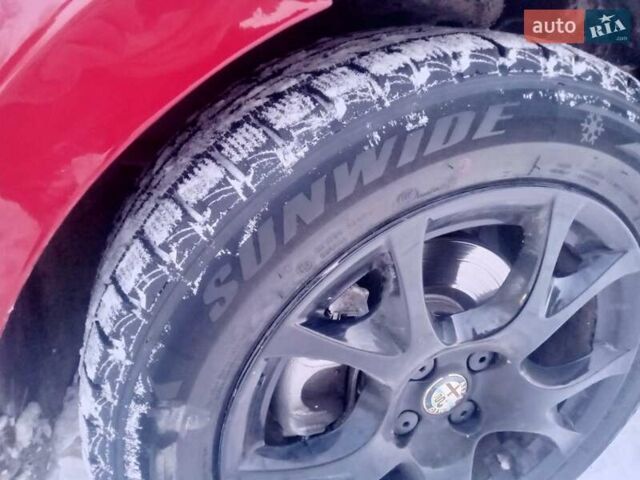 Червоний Альфа Ромео Mito, об'ємом двигуна 1.25 л та пробігом 226 тис. км за 3750 $, фото 20 на Automoto.ua