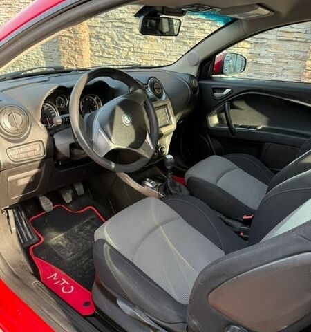 Альфа Ромео Мито, объемом двигателя 1.37 л и пробегом 143 тыс. км за 3800 $, фото 9 на Automoto.ua