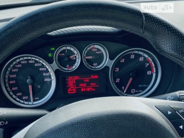 Сірий Альфа Ромео Mito, об'ємом двигуна 1.36 л та пробігом 84 тис. км за 7600 $, фото 12 на Automoto.ua