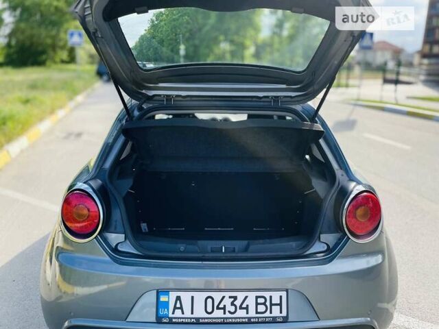 Сірий Альфа Ромео Mito, об'ємом двигуна 1.36 л та пробігом 84 тис. км за 7600 $, фото 6 на Automoto.ua