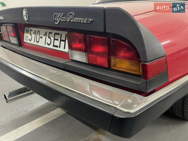 Красный Альфа Ромео Спайдер, объемом двигателя 1.6 л и пробегом 8 тыс. км за 29151 $, фото 5 на Automoto.ua