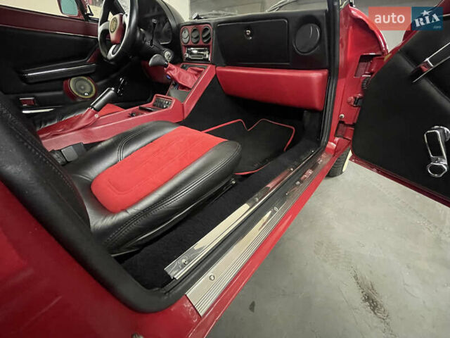 Красный Альфа Ромео Спайдер, объемом двигателя 1.6 л и пробегом 8 тыс. км за 29151 $, фото 18 на Automoto.ua