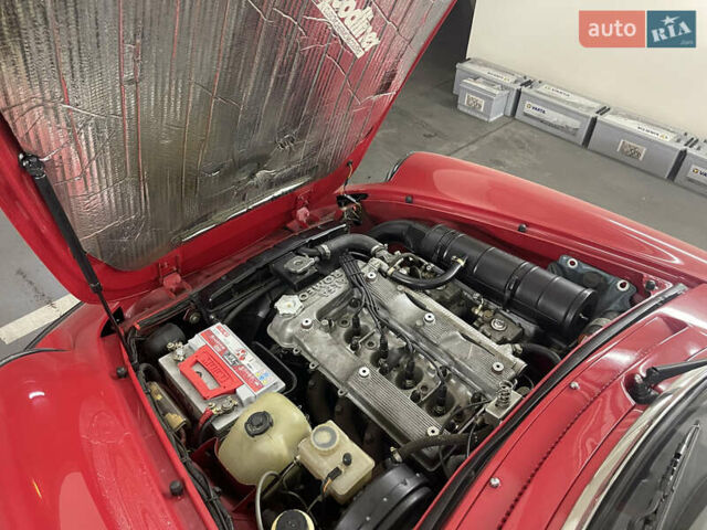 Красный Альфа Ромео Спайдер, объемом двигателя 1.6 л и пробегом 8 тыс. км за 29151 $, фото 22 на Automoto.ua