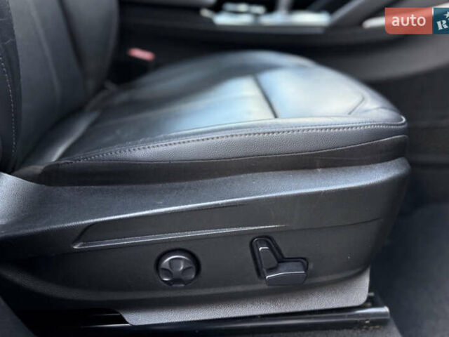 Білий Альфа Ромео Стелвіо, об'ємом двигуна 2 л та пробігом 111 тис. км за 14500 $, фото 45 на Automoto.ua