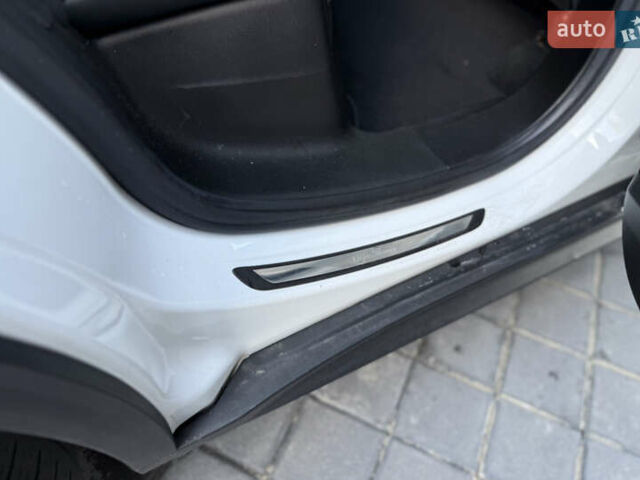 Білий Альфа Ромео Стелвіо, об'ємом двигуна 2 л та пробігом 111 тис. км за 14500 $, фото 41 на Automoto.ua