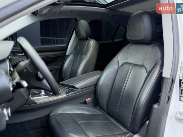 Білий Альфа Ромео Стелвіо, об'ємом двигуна 2 л та пробігом 111 тис. км за 14500 $, фото 22 на Automoto.ua